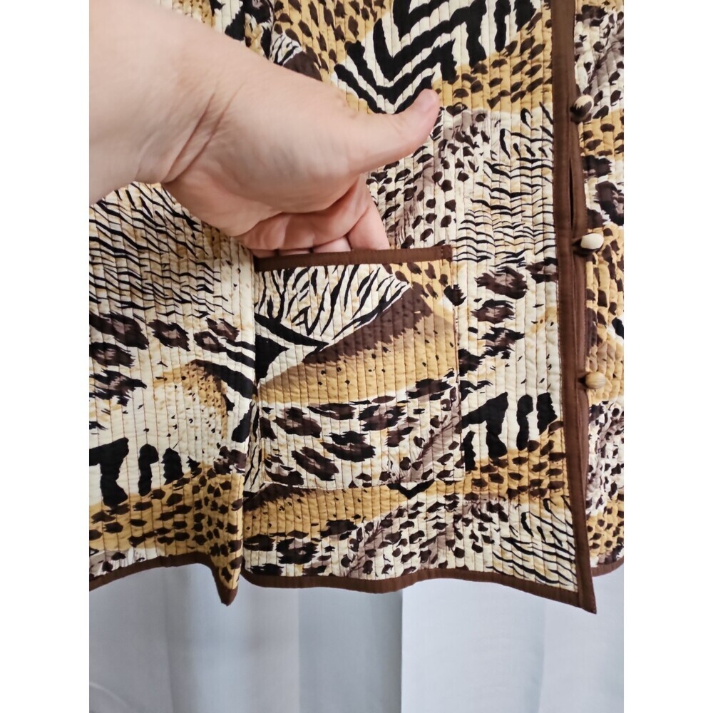 ORVIS Women Size XL Quilted Jacket Reversible Animal Print/Brown Button Up Boho - Picture 6 of 10